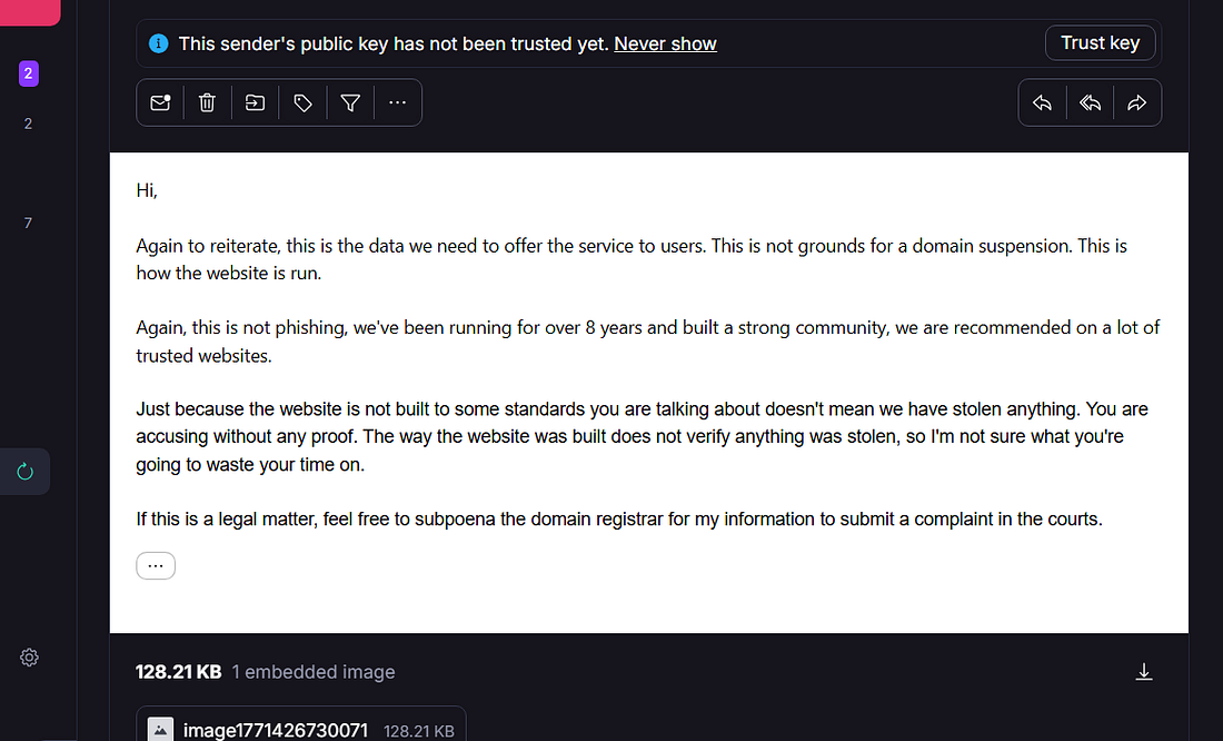 Réponse par e-mail de l'opérateur de xmrwallet réfutant les accusations de vol et défendant ses pratiques en matière de collecte de données