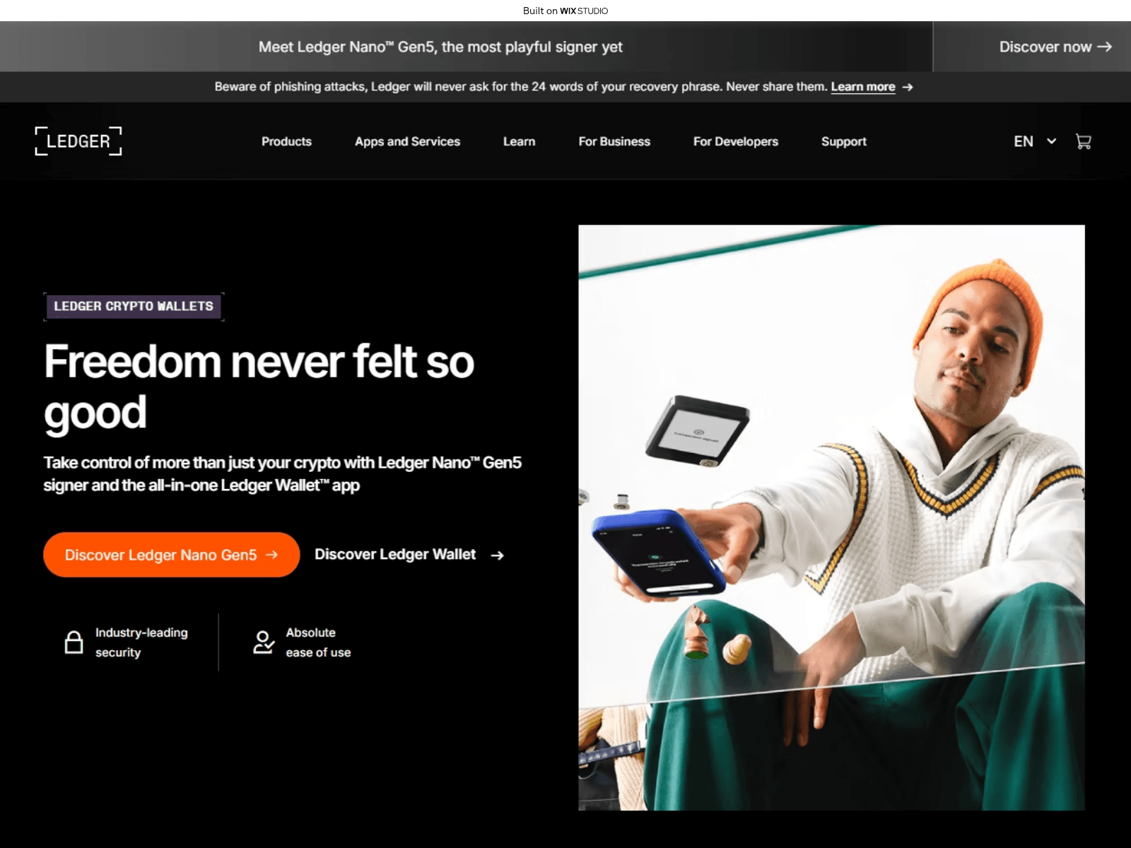 Screenshot of officialplatforms.wixstudio.com